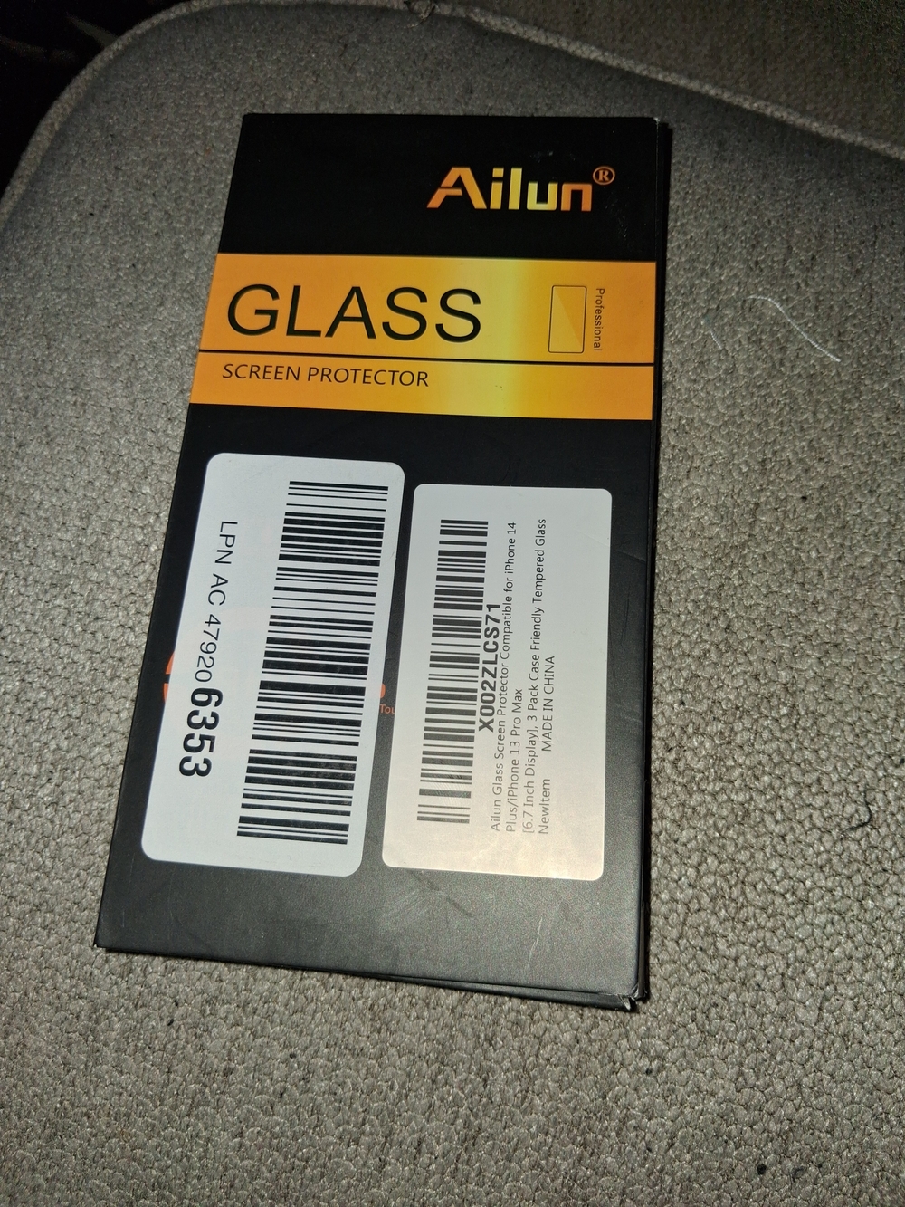 Ailun Glass Screen Protector - Black with Yellow-Orange Accent